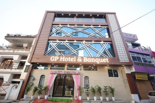 Alambagh Hotel | GP Palace