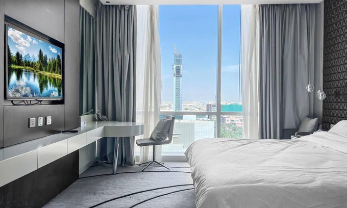 Al Olaya District Apartment | GR Elite- Damac Studio with Kingdom Tower View