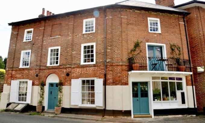 Walpole House | Grade Two Listed Old Post Office in rural Suffolk