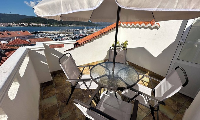 Muros Apartment | Gran Ático Dúplex Centro Muros. Terraza con Vistas