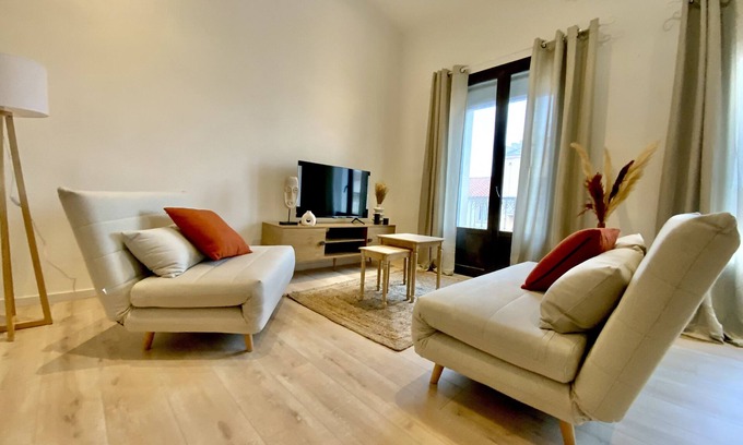 Bas-Vernet Apartment | Grand Appartement, Très bon Standing