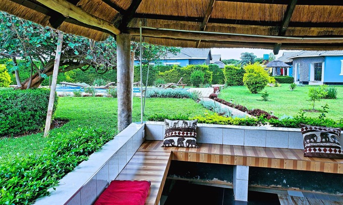 Chiawa Conservancy House | Grand Lusaka Escape w/Private Pool – Sleeps 20+