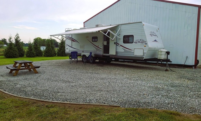 Sheridan RV Rental | Grand Park RV Site, 8 min away! Westfield/Sheridan, for a convenient getaway!