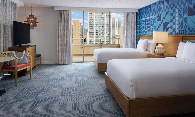 Waikiki Hotel | Great for Groups! 3 Comfortable Units, Near to Honolulu Zoo!