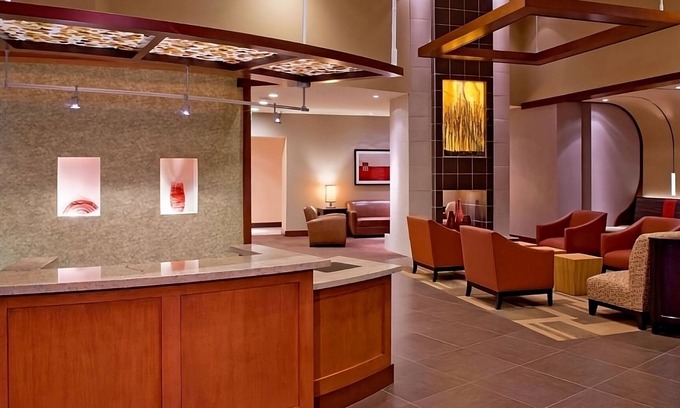 Gwinnett Place Hotel | Great Relaxing Overnight Stay! Free Parking! Close to Gwinnett Place Mall!