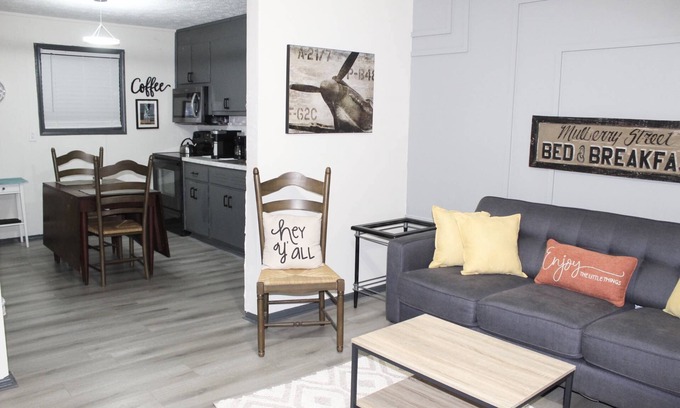 McDonough Apartment | Great Value for when you need a place to call home for a short period of time.