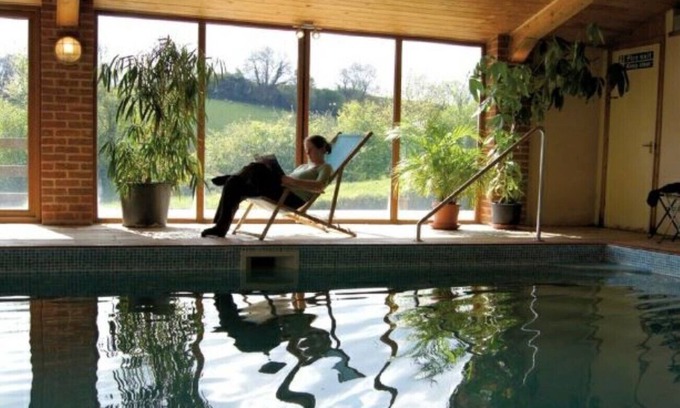 Crediton House | Greatstone Barn · Great Gutton Farm