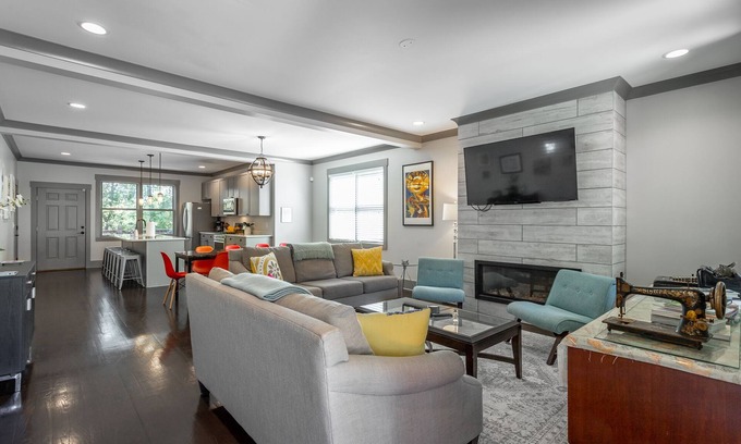 North Chattanooga House | Green & All Made in USA Home 0.5mi to All Actions