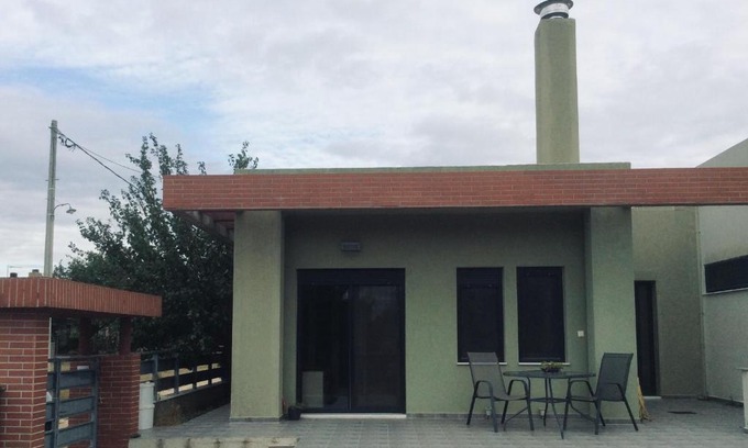 Komotini Apartment | green guesthouse