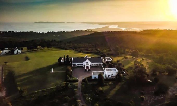 Keurboomstrand Villa | Greenhill Farm Manor House Plettenberg Bay - Private House Sleeps 8