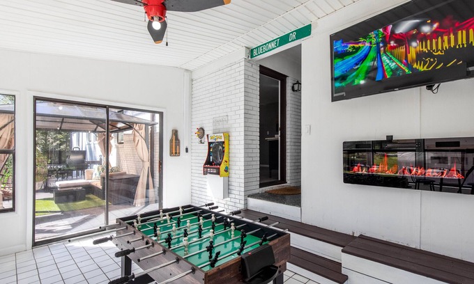 Greensboro House | Greensboro 3bdrm/2ba w/GAME ROOM