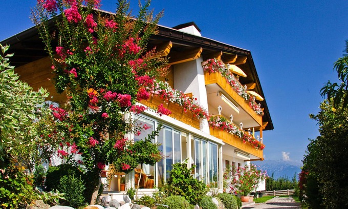 Tesimo Apartment | Große Ferienwohnung für 2-4 Personen - Residence Kronstein in Tisens, Prissian