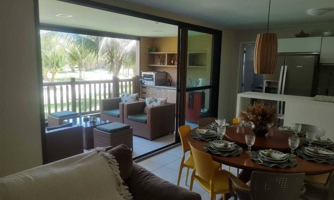 Pecém Apartment | Ground floor apartment, in the VG Sun condominium. Condominium right on the sand.