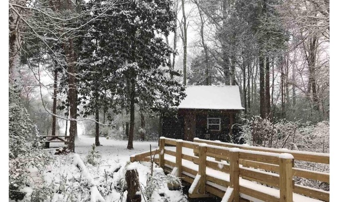 Ooltewah Cabin | Guest Cabin at Hidden Hills Farm & Saddle Club