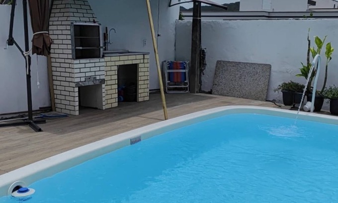 Muquem House | Guest house in Florianópolis