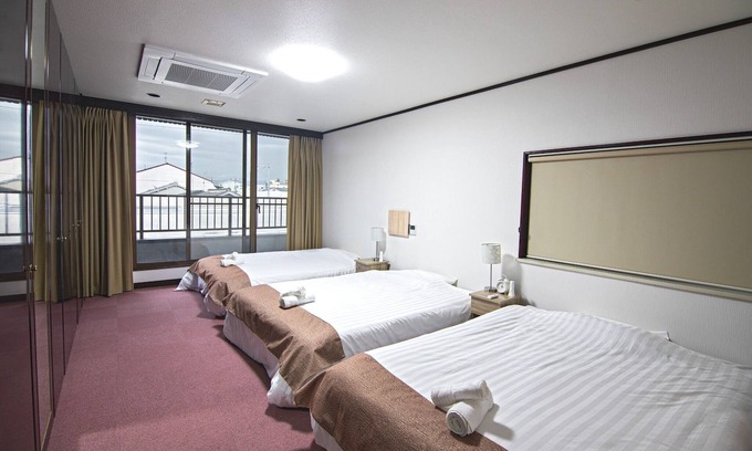 Ikuno House | Guest House Kanpai spacious and bright for large - Guest House Kanpai spacious and bright for large groups Imazato area/Osaka Ōsaka