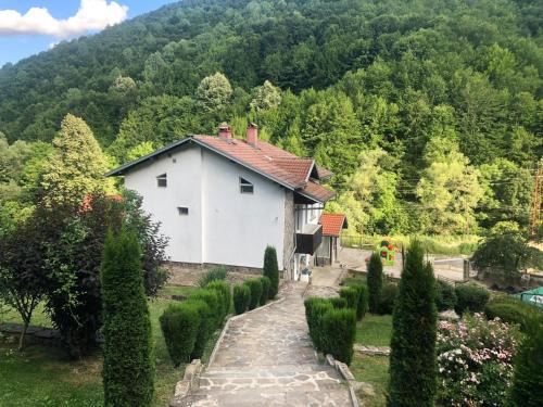 Troyan Villa | Guest House Robin Hud