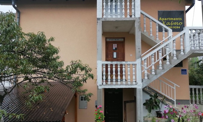 Sarajevo Apartment | Guesthouse Kašmo-Apartment in the house 1
