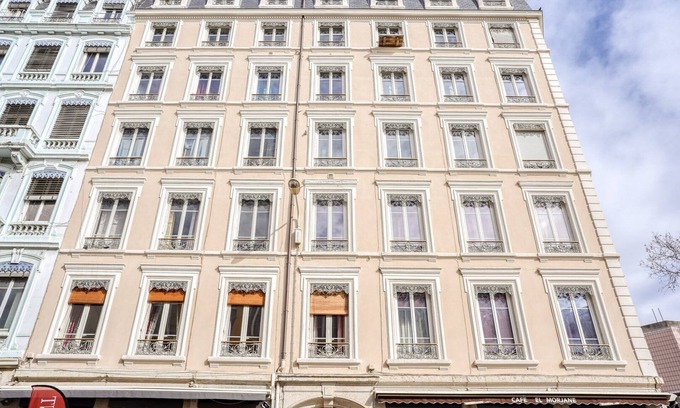 Voltaire - Saint Amour Apartment | GuestReady - Loft-style Apt in the 3rd District.