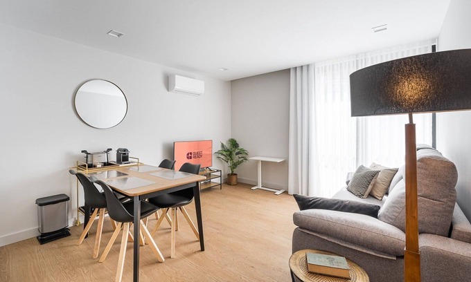 Aveiro Apartment | GuestReady - Modern Comfort in Central Aveiro