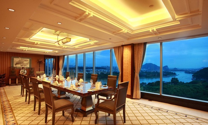 Xiufeng Hotel | Guilin Lijiang Waterfall Hotel