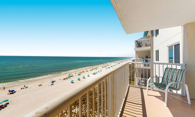 Ono Island Condo | Gulf-front condo with balcony, amazing beach view, pools, & hot tub