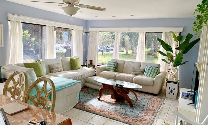 Tarpon Springs Condo | Gulf front location in a gated community in historic Tarpon Springs