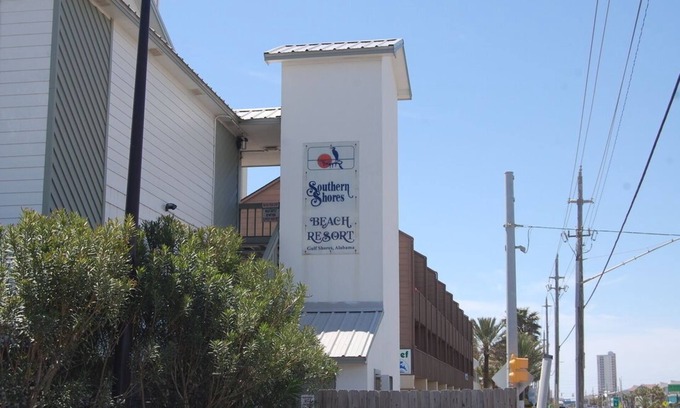 Gulf Shores Resort | Gulf View! Walk to the Hangout! Southern Shores Beach Resort