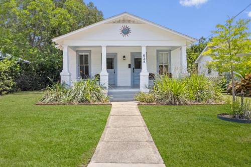 Gulfport House | Gulfport Game Room House Walk to Beach Family Fun