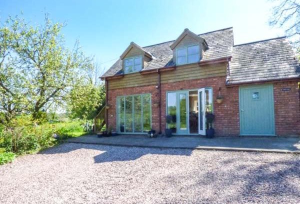 Welsh Frankton House | Gwdihw