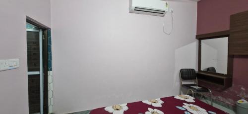 Faizabad House | H K Paying Guest House