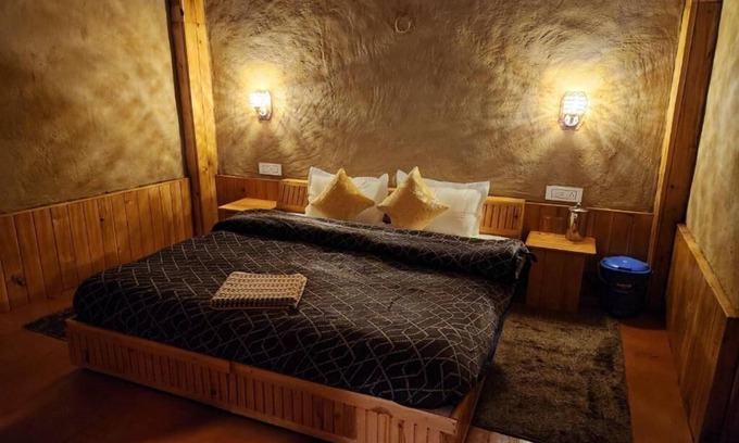 Banjar Cabin | H Laida Tirthan King Room with Mountain View