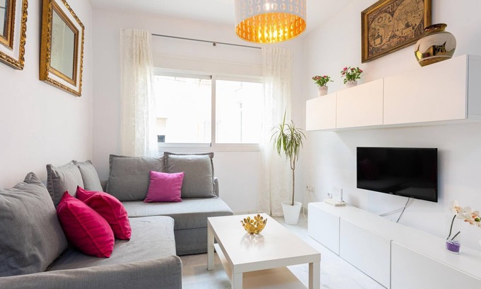 Capuchinos Apartment | H2M Carrera Capuchinos Free parking AA