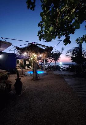 Lerma Hotel | Habitación, balcón frente al mar y alberca