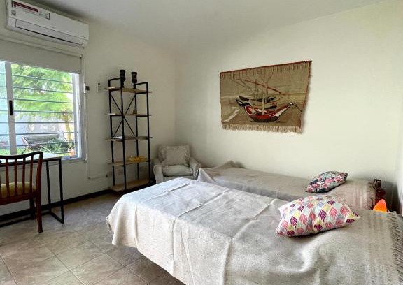 Villa Adelina House | Habitación con baño privado Regina Haus