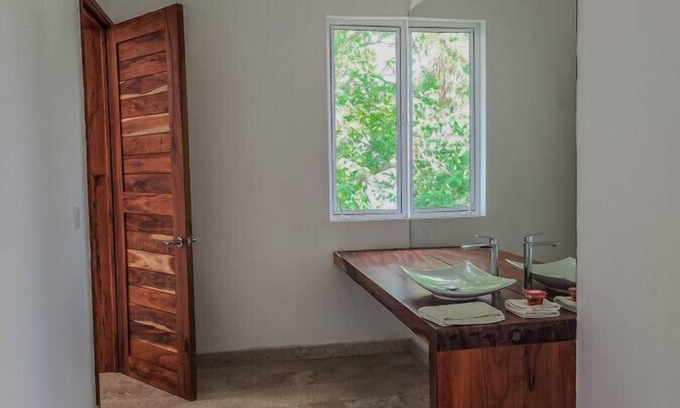 Xul-Ha House | Habitación Familiar con Vistas al Lago