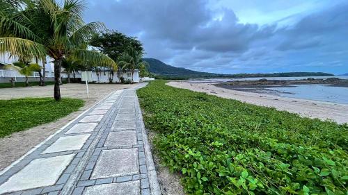 Tumba Vieja House | Habitación privada en Playa Dorada