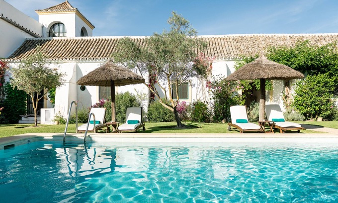 Las Cabezas de San Juan Hotel | Hacienda de San Rafael by ALUZ Collection