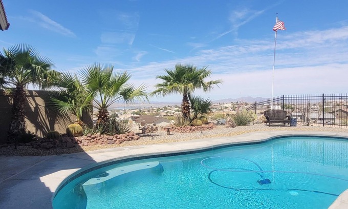 Lake Havasu City House | "Hacienda Hangout"~ 5⭐RETREAT ~ PETS OK 🐾 VIEWS - POOL - SPA - BORDERS BLM