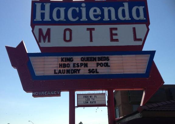 Yuma Hotel | Hacienda Motel