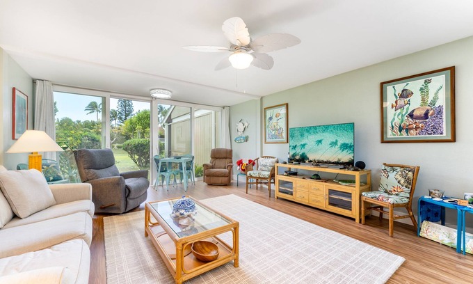 Kahuku Condo | Hale Kai - Large Enclosed Lanai - Sleeps 2