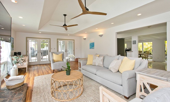 Kaneohe House | Hale Maluhia - Gorgeous Kaneohe Bay Home