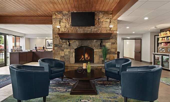 Stone Mountain Hotel | Hampton Inn Atlanta Stone Mountain