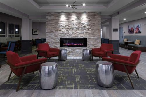 Bow Hotel | Hampton Inn by Hilton Concord/Bow