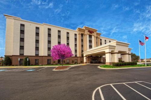Dunn Hotel | Hampton Inn Dunn