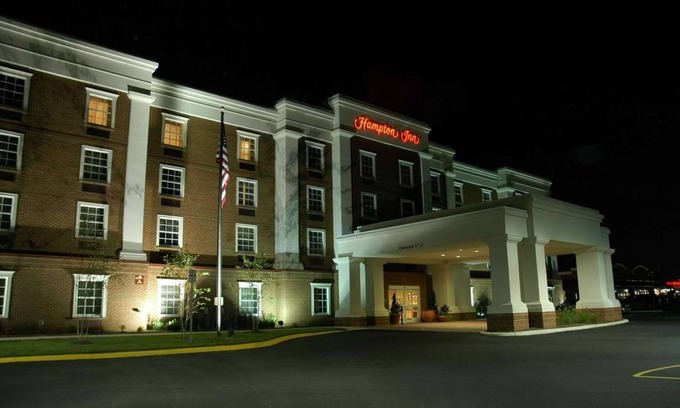 Easton Hotel | Hampton Inn Easton