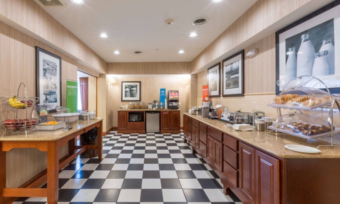 Goshen Hotel | Hampton Inn Goshen