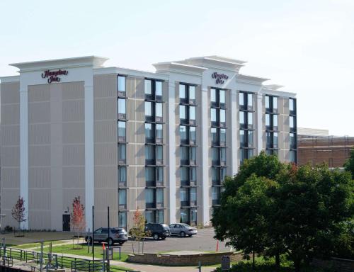 Green Bay Hotel | Hampton Inn Green Bay Downtown