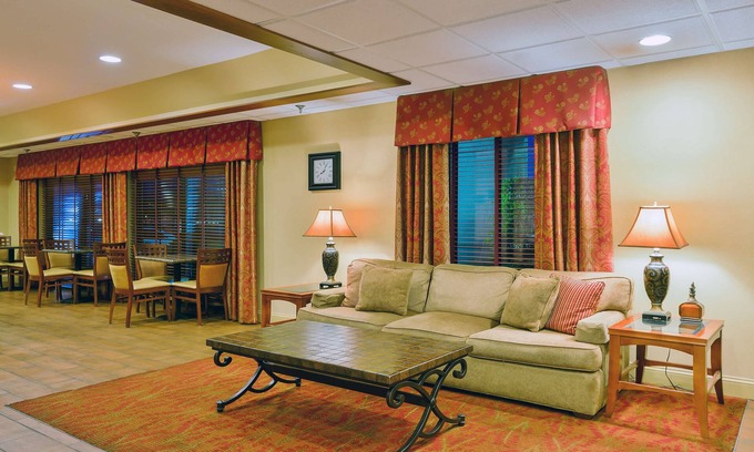 Marion Hotel | Hampton Inn Marion