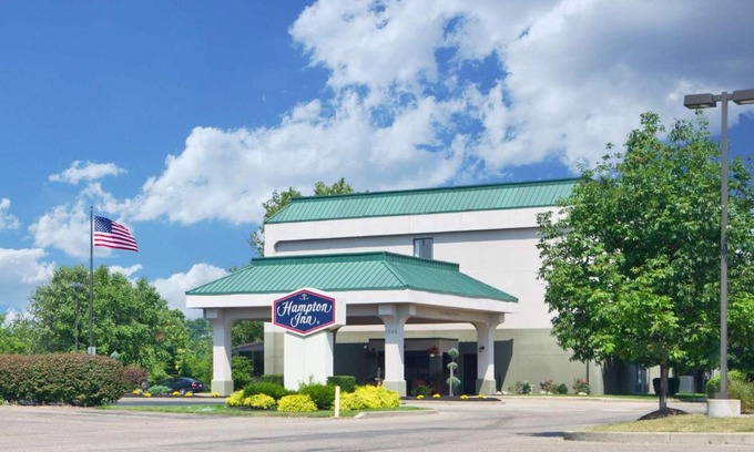 New Philadelphia Hotel | Hampton Inn New Philadelphia